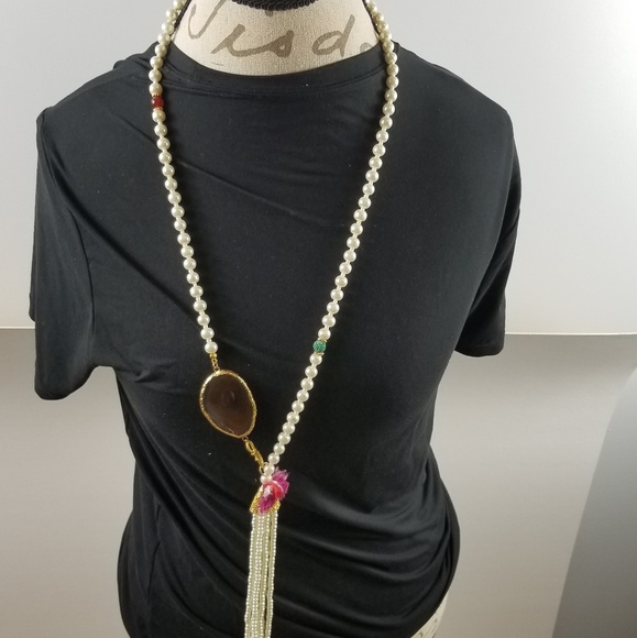 Jewelry - BOGO 50% Pearl long necklace